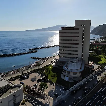 Grand Hotel Torre Fara Chiavari Exterior foto